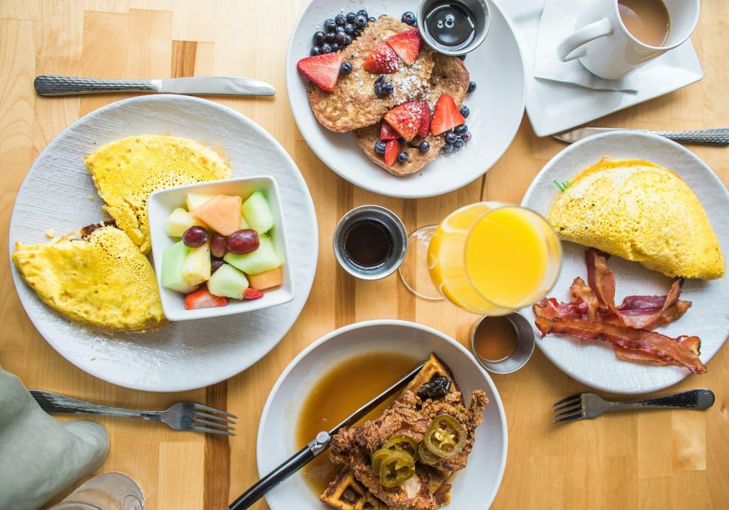 Ways to save money on food in Orlando